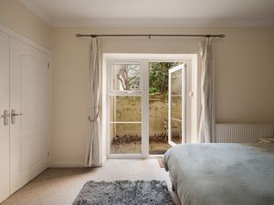 Bedroom- click for photo gallery